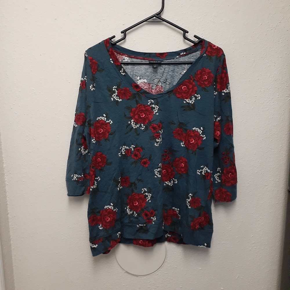 Torrid V neck floral blouse